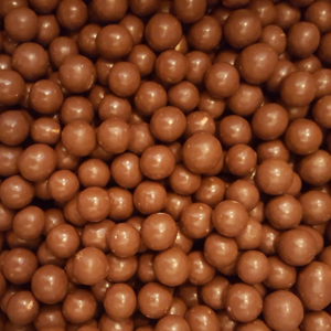 Noisettes enrobées de chocolat au lait